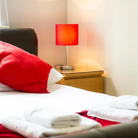 아파트 2 Bed 2 Bathroom Free Parking
